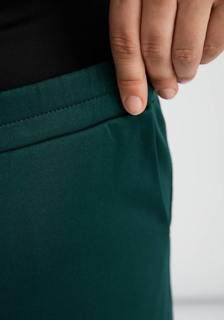 Брюки оригинального кроя на резинке шир.  750, рис. 6