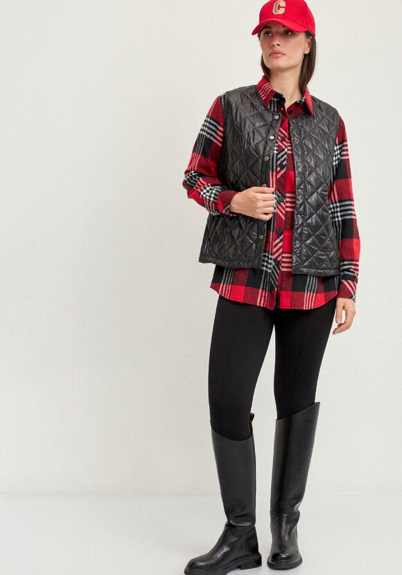 Жилет стёганый с застёжкой на кнопки шир.  580, рис. 2