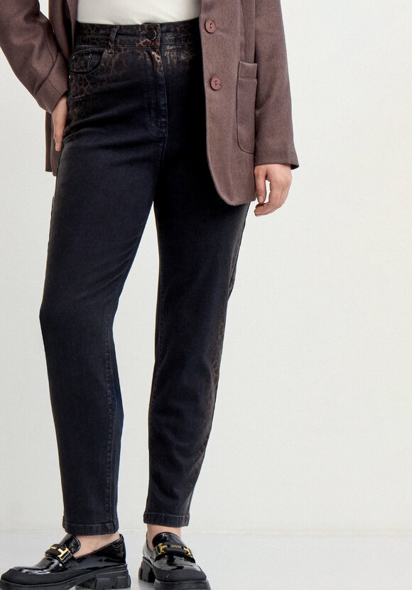 Джинсы с леопардовым напылением шир.  580, рис. 10