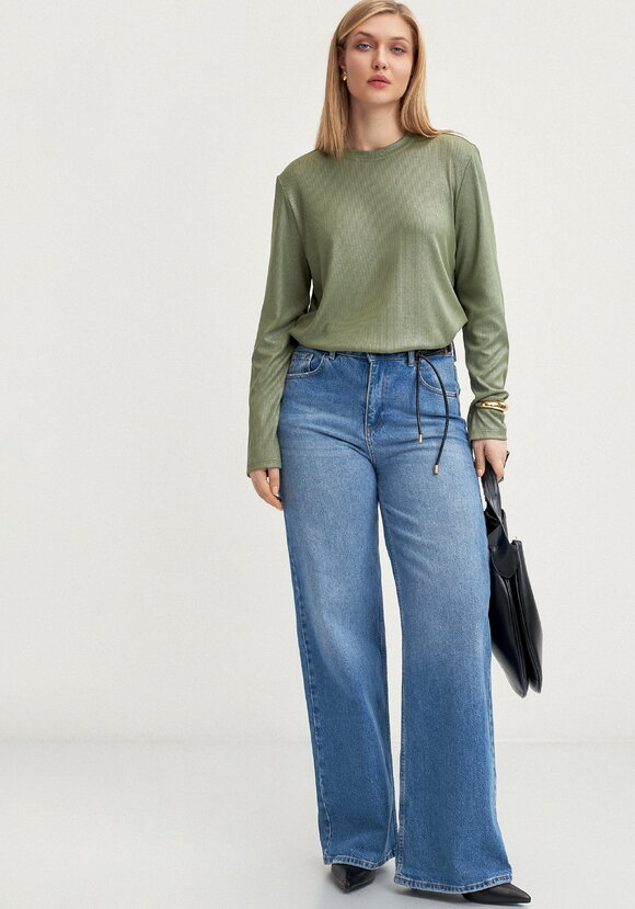 Лонгслив с блестящим напылением шир.  580, рис. 10