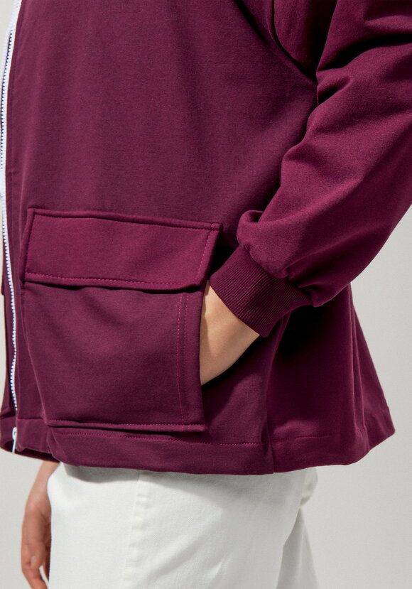 Бомбер с накладными карманами шир.  580, рис. 11