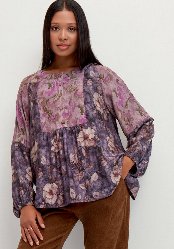 Блуза  с комбинированным принтом шир.  580, рис. 17