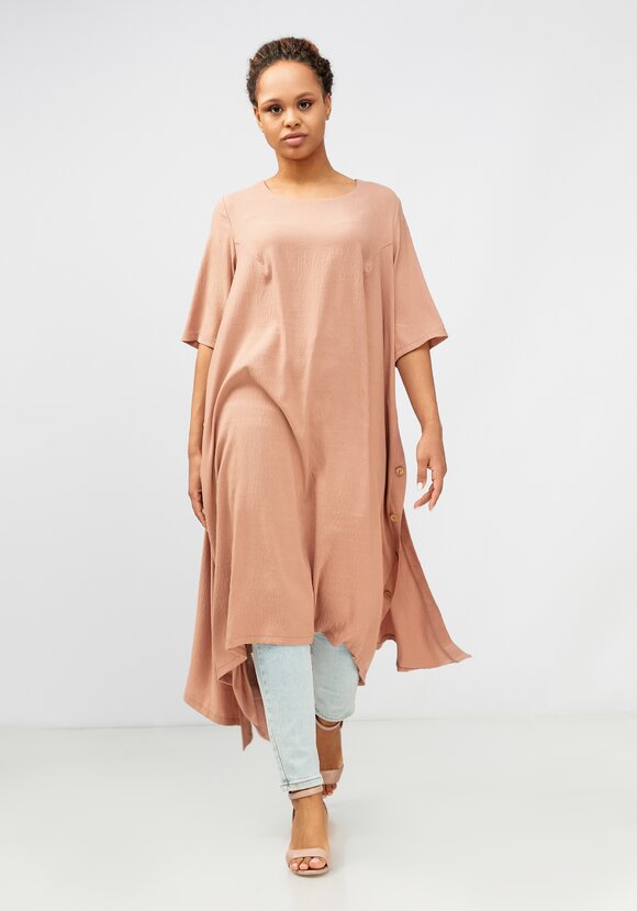 Удлиненная туника с разрезами шир.  580, рис. 10