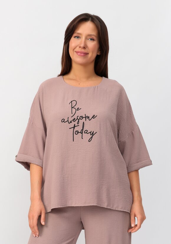 Костюм: брюки и блуза с лаконичным принтом шир.  580, рис. 32