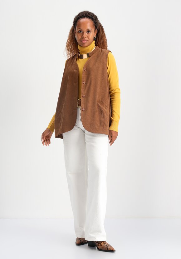 Жилет из вельвета с карманами шир.  580, рис. 10