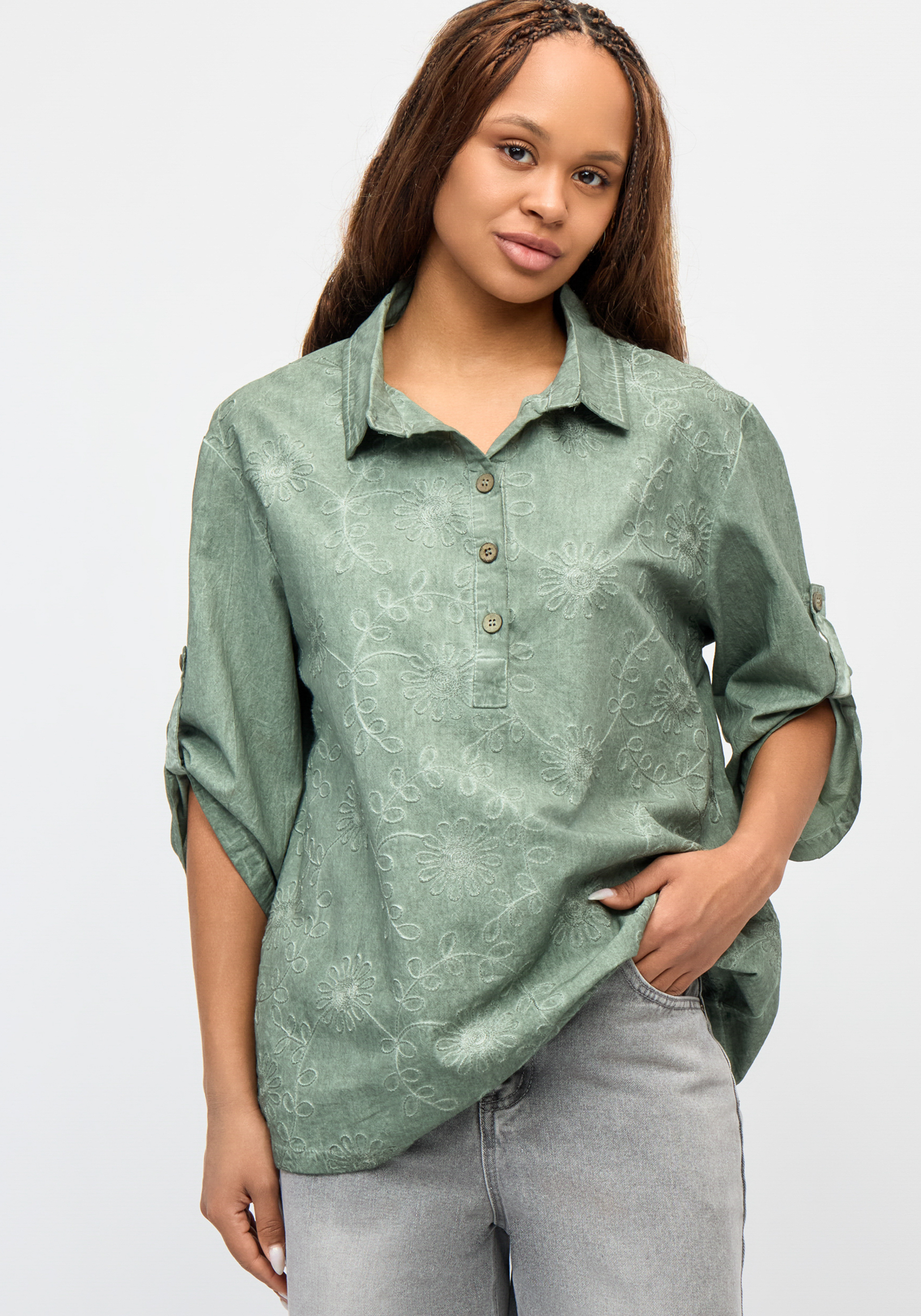 Рубашка с рукавом 34 и цветочным узором 3999₽