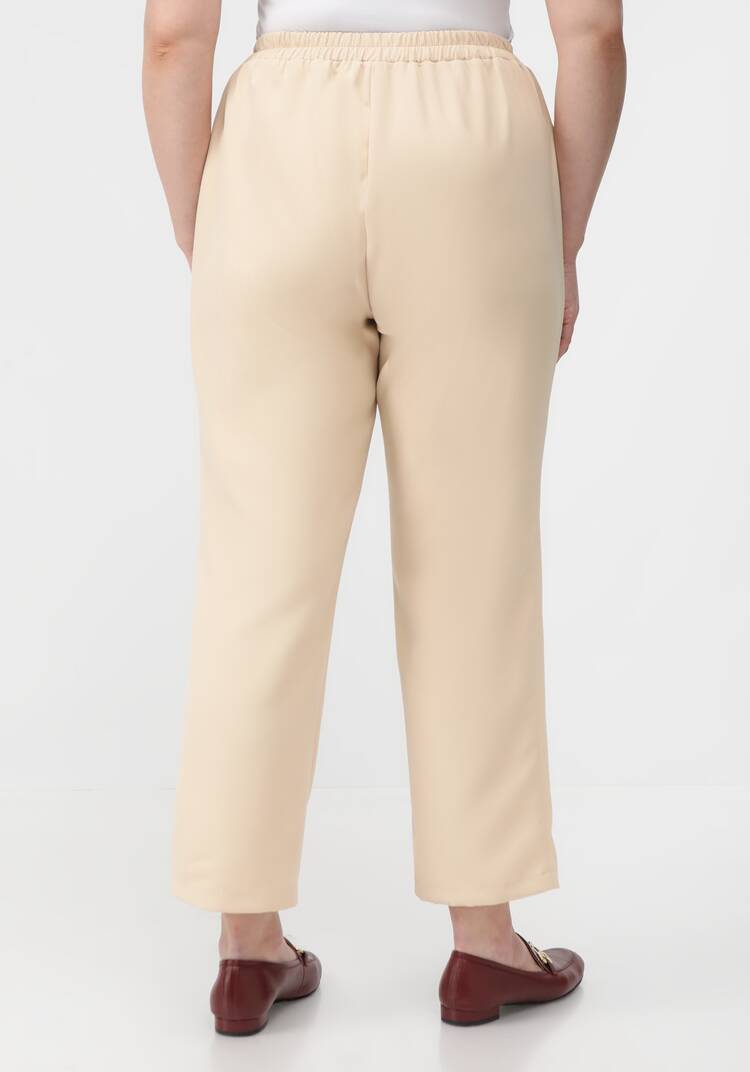 Брюки с карманами и резинкой на поясе шир.  750, рис. 13