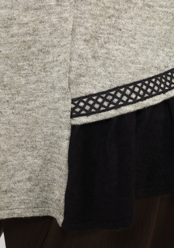 Джемпер с драпировкой по бокам шир.  580, рис. 6