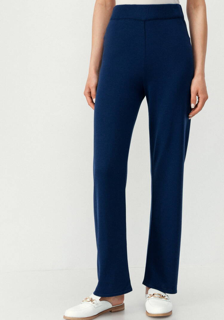 Костюм поло и брюки прямого кроя шир.  750, рис. 14