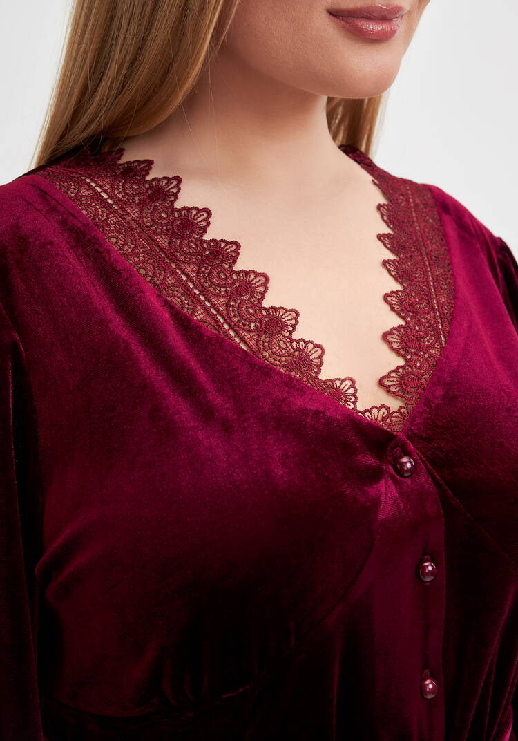 Блуза бархатная со вставками из кружева шир.  750, рис. 17