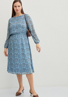 Платье прямого кроя с резинкой  на талии