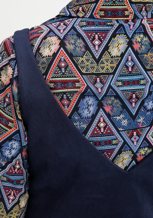 Сарафан оверсайз с накладным карманом шир.  580, рис. 16