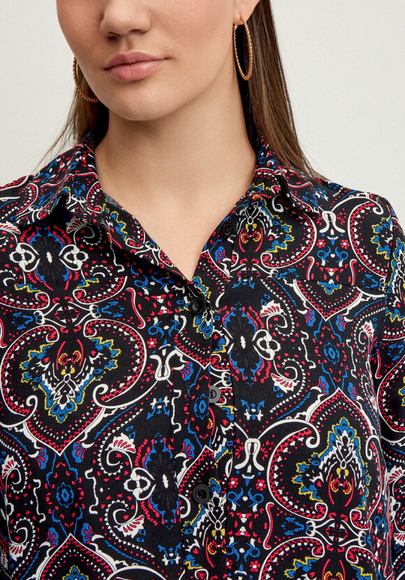 Блуза А-силуэта с ярусами шир.  580, рис. 33