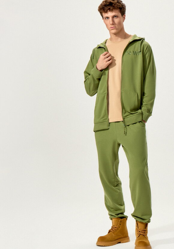 Толстовка с вышивкой и капюшоном шир.  580, рис. 18