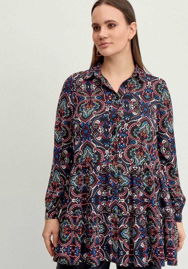 Блуза А-силуэта с ярусами шир.  750, рис. 32