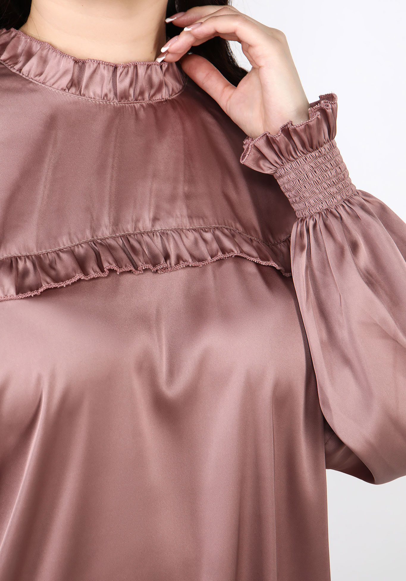 Блуза атласная с застежкой сзади "Иден" Julia Weber, размер 52, цвет пудровый - фото 8