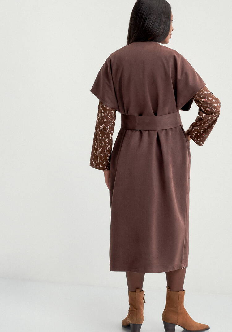 Жилет на запах со спущенным плечом шир.  750, рис. 3