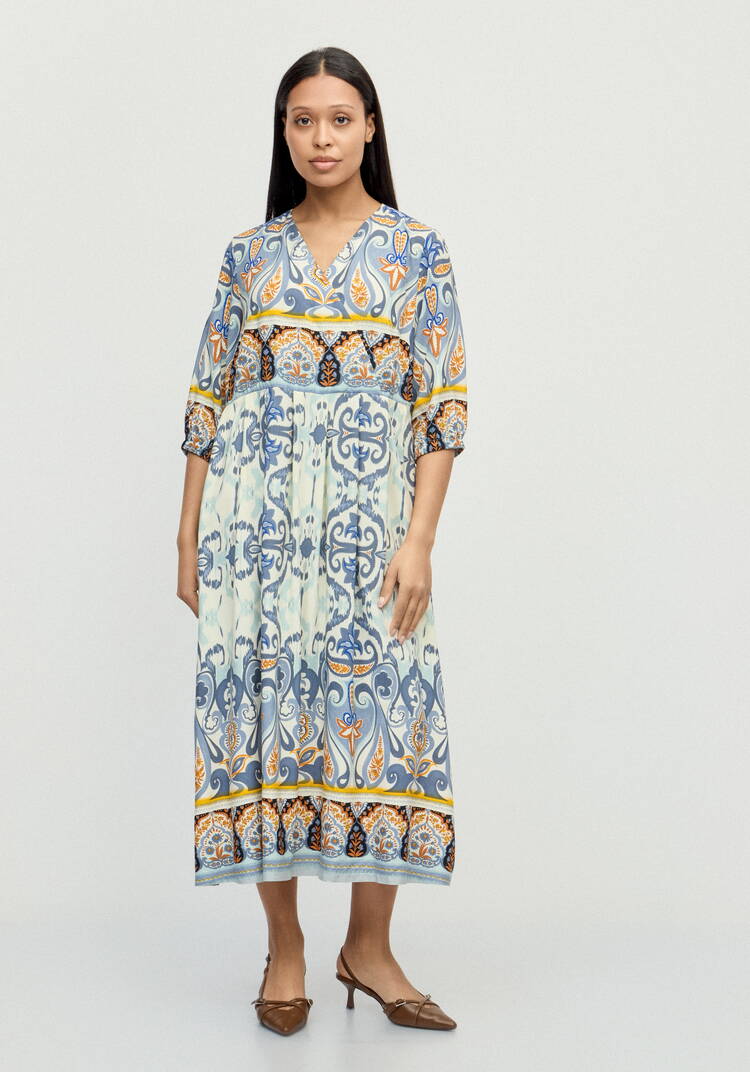 Платье с принтом свoбодного кроя шир.  750, рис. 11