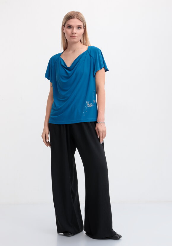 Блуза с оригинальным рукавом и стразами шир.  580, рис. 18