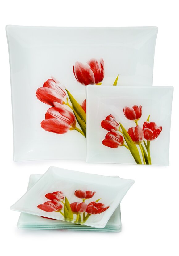 Набор из 6 тарелок и 1 блюда шир.  580, рис. 29