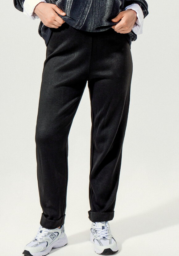 Брюки с манжетами и широкой резинкой шир.  580, рис. 8