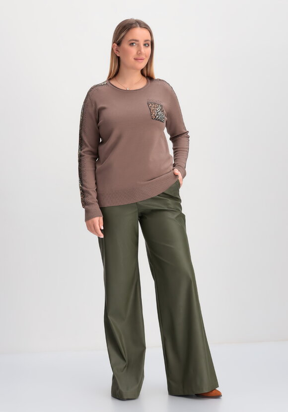 Джемпер с лампасами и карманом из страз шир.  580, рис. 2