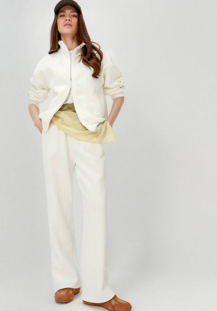 Костюм бомбер и брюки свободного кроя шир.  750, рис. 9