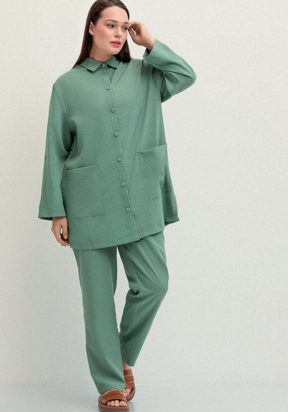 Рубашка на пуговицах свободного кроя шир.  580, рис. 15