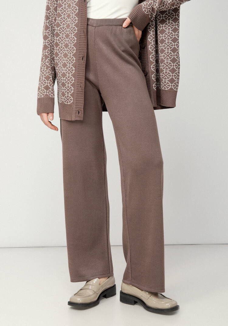 Костюм трикотажный свободного кроя шир.  750, рис. 4