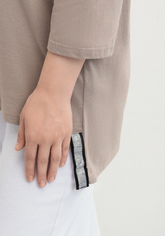 Туника с принтом на груди шир.  580, рис. 23