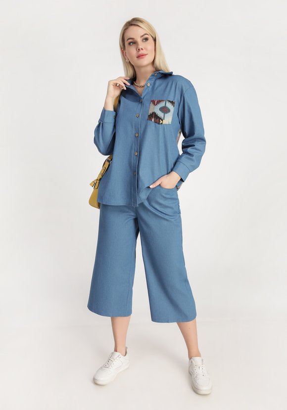 Рубашка с контрастной вставкой и карманом шир.  580, рис. 1