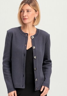 Жакет с акцентными пуговицами