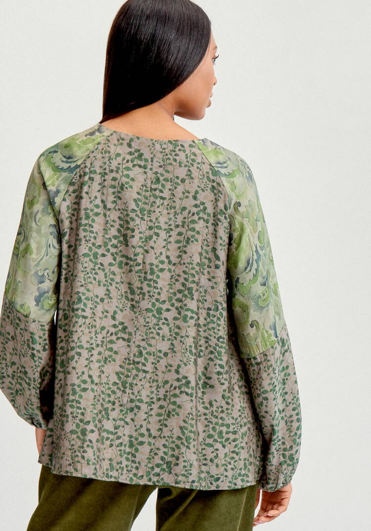 Блуза  с комбинированным принтом шир.  750, рис. 4