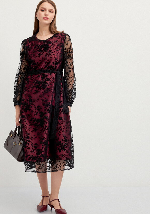 Платье из бархата свободного кроя шир.  580, рис. 9