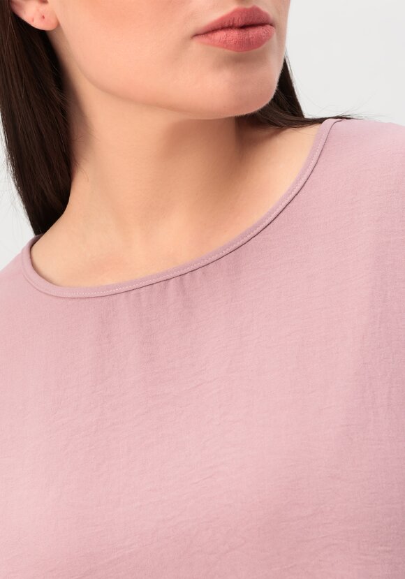 Блуза базовая со спущенной линией плеча шир.  580, рис. 28