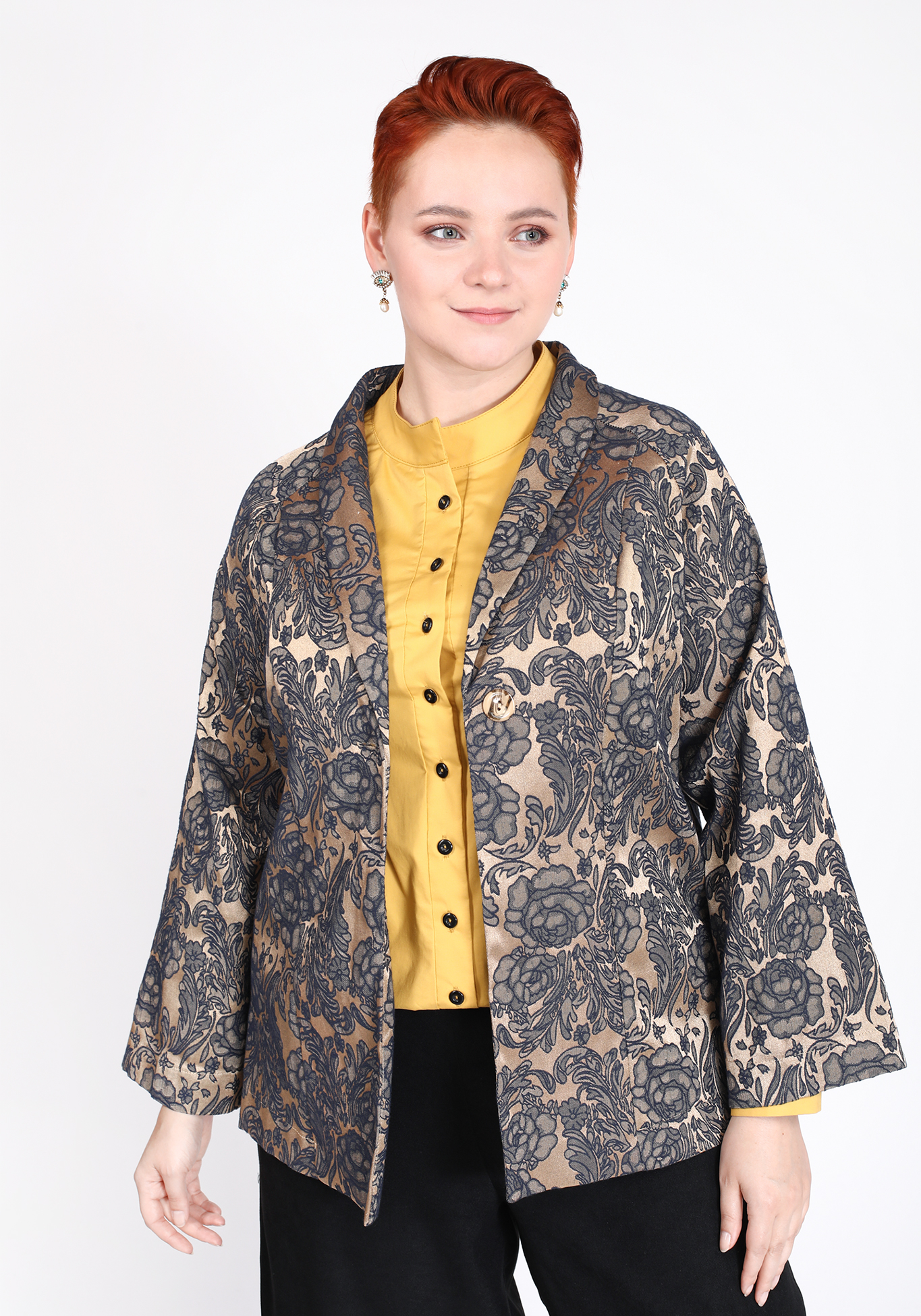 Жакет на пуговице с флористическим принтом