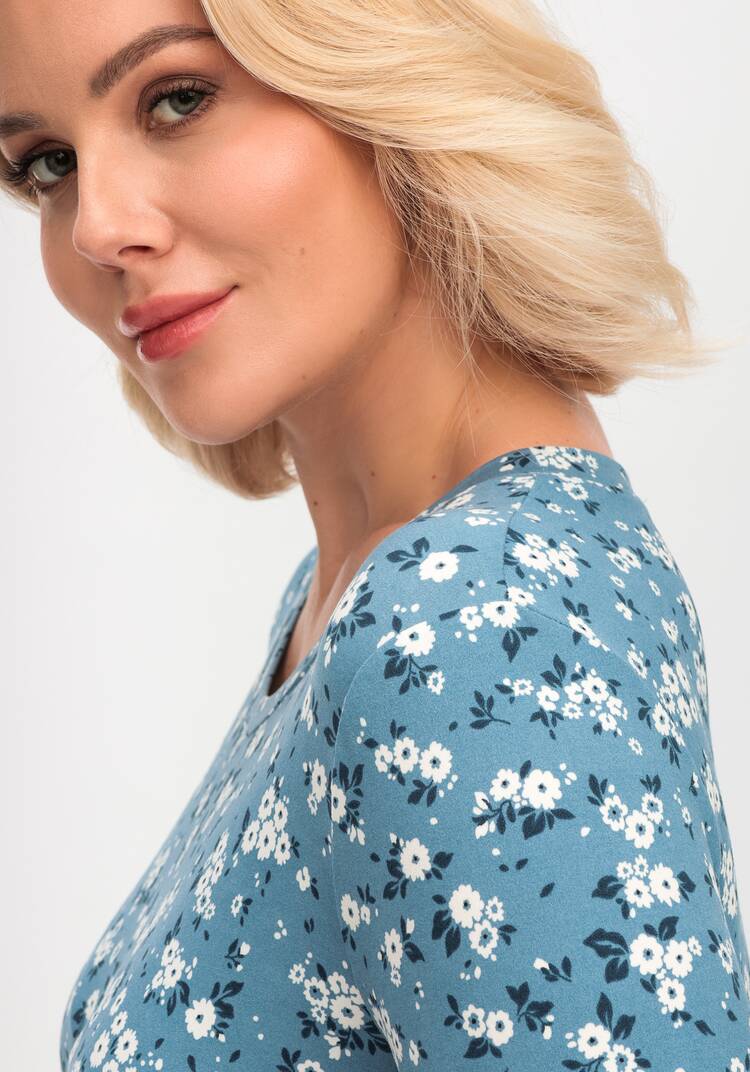 Платье с цветочным рисунком и рукавами 3/4 шир.  750, рис. 23