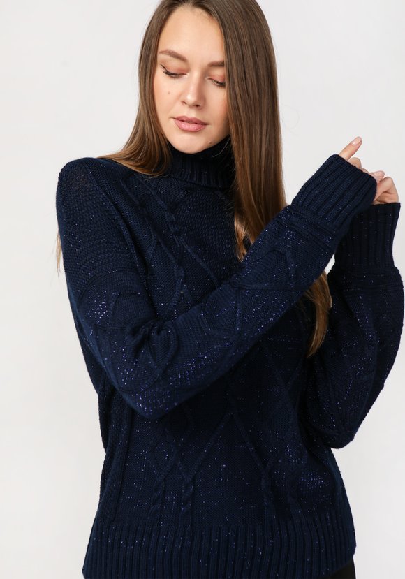 Свитер женский в технике араны с метанитью шир.  580, рис. 8