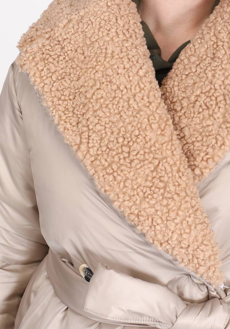 Пальто с меховым воротником шир.  750, рис. 4