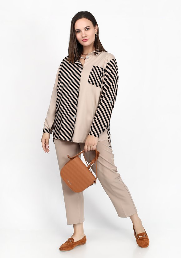 Блузка с комбинированной тканью шир.  580, рис. 1