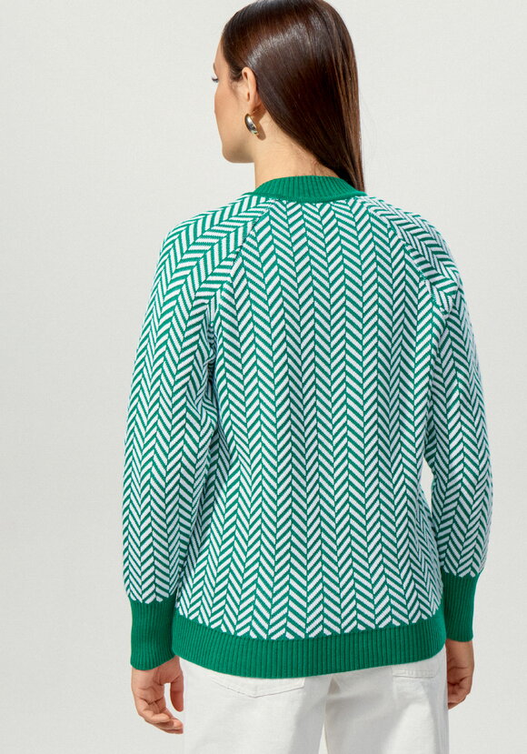 Бомбер женский на молнии с широкими манжетами шир.  580, рис. 17