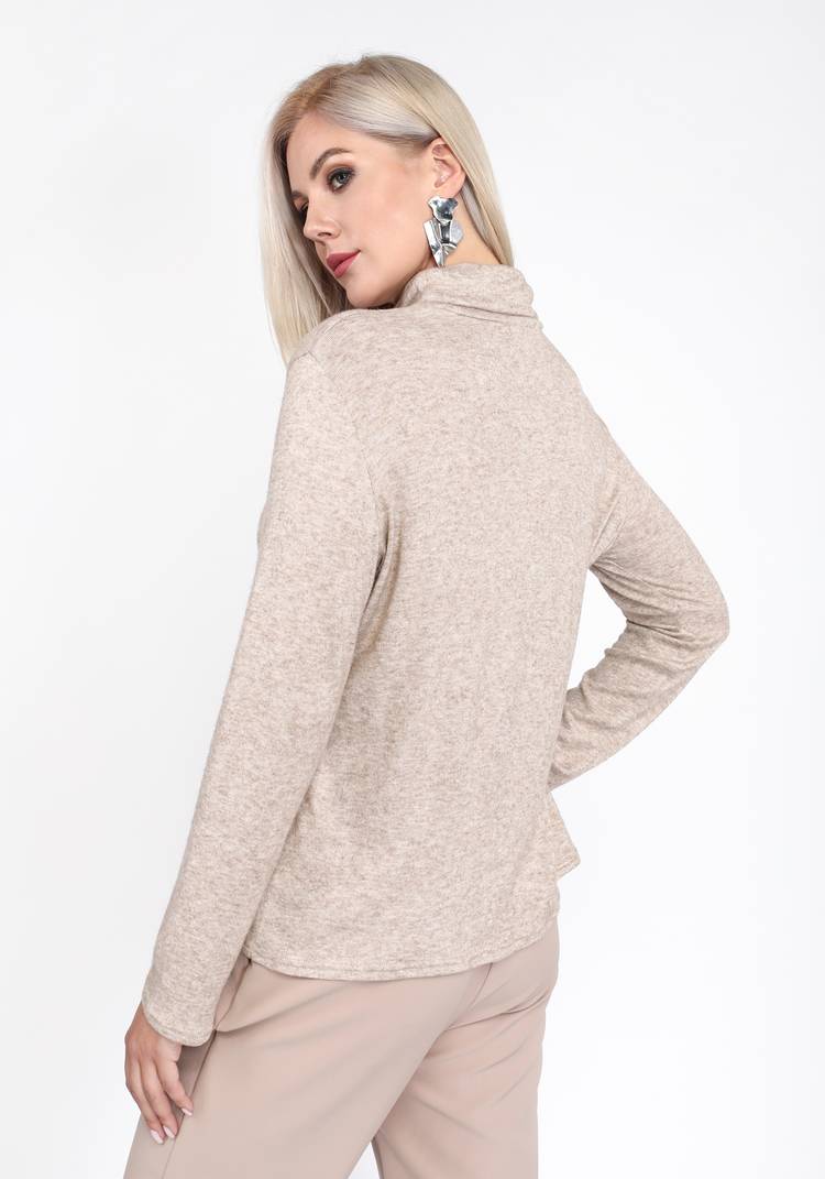 Водолазка полуприталенного силуэта шир.  750, рис. 7