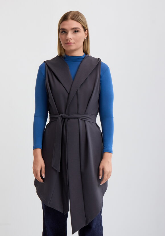 Жилeт Алия шир.  580, рис. 11