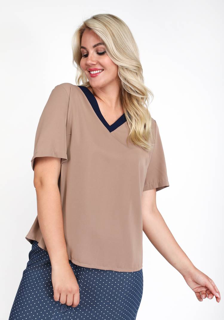 Блузка с контрастной планкой шир.  750, рис. 7