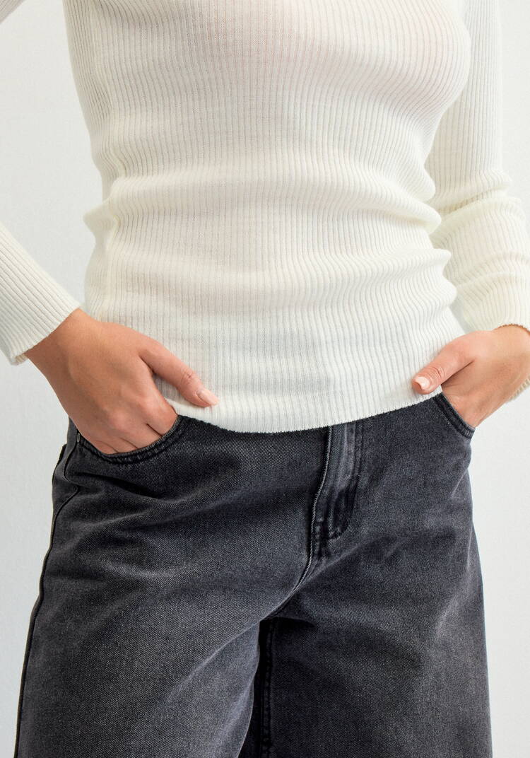 Водолазка в рубчик с высокой горловиной шир.  750, рис. 38