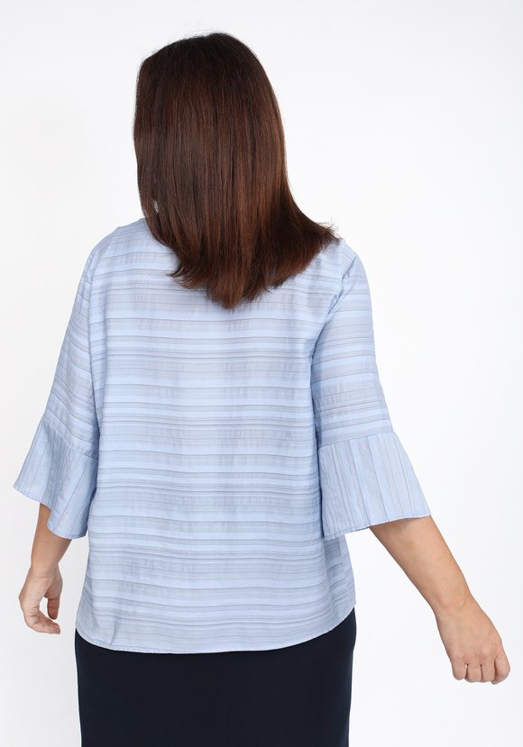 Блуза свободная с расклешенным рукавом шир.  580, рис. 4