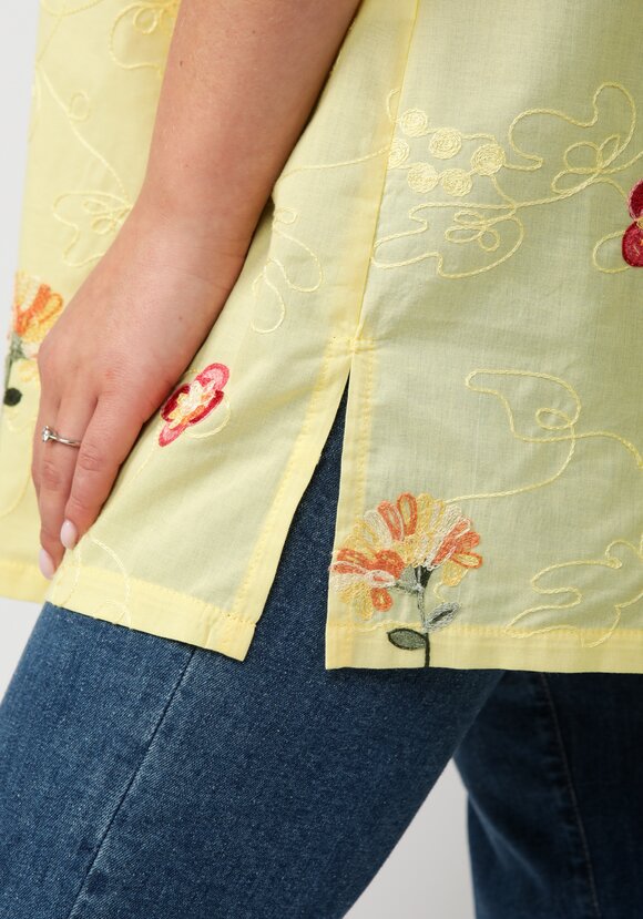 Блуза свободного кроя с цветочной вышивкой шир.  580, рис. 15