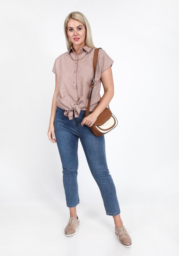 Блуза однотонная на пуговицах А-силуэта шир.  580, рис. 10