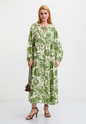 Платье расклешенного силуэта