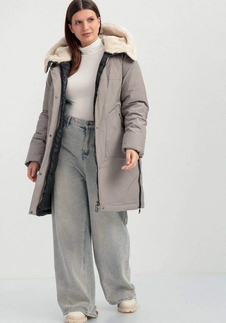 Куртка с меховым капюшоном на молнии шир.  750, рис. 29